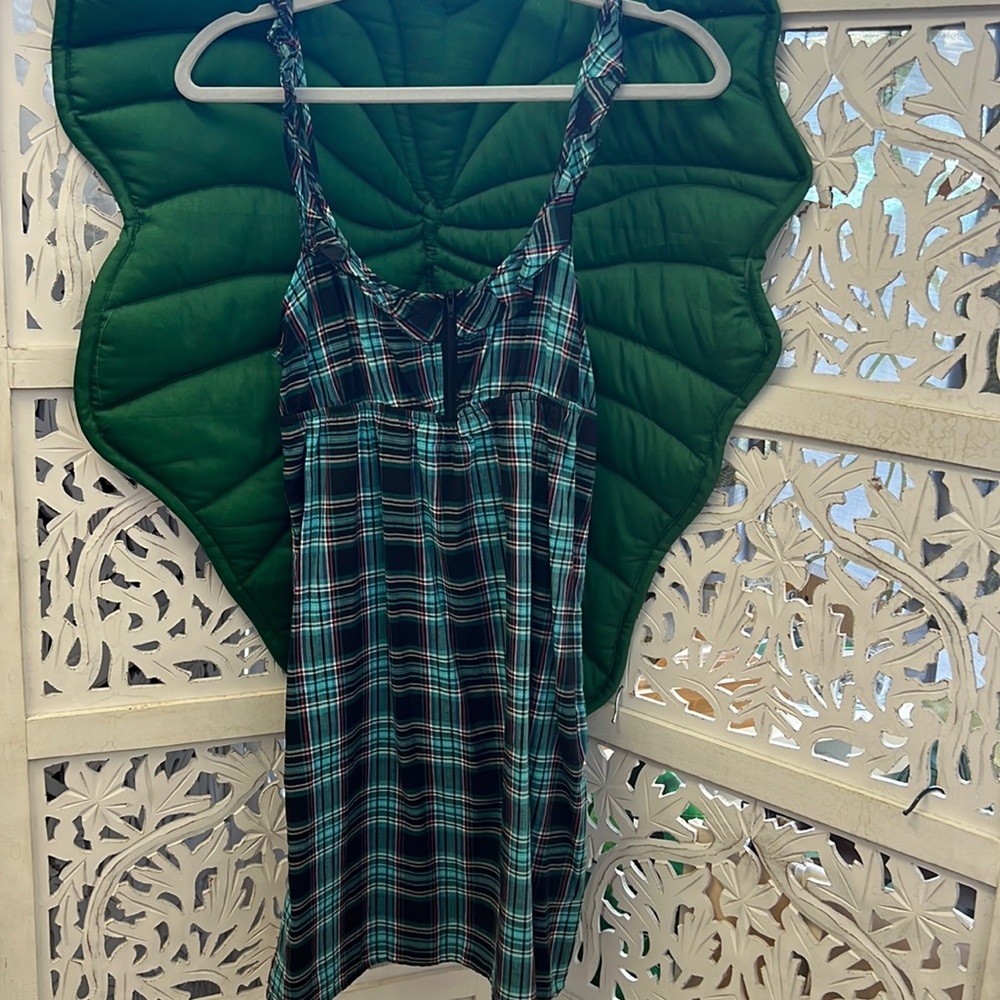 NWT VTG Volcom 90s grunge Bentley dress. Blue, pink and black plaid. Zip front